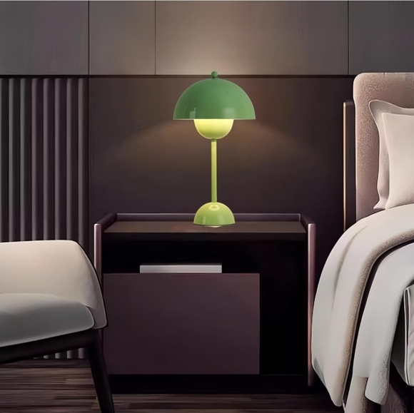 Styish Green Modern Table Lamp - Picture 2 of 8